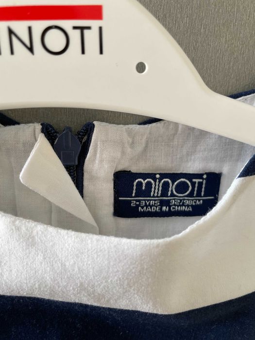 Рокля в бяло и синьо райе за момиче на Minoti/Миноти, размер 92-98 см.