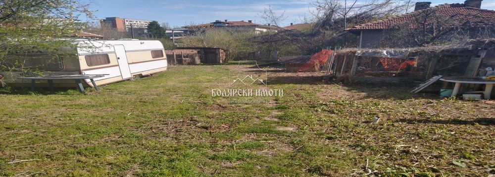 Продава се Парцел в Горна Оряховица - 737 кв.м за 95 €/кв.м - Снимка #5