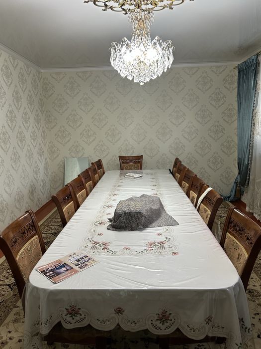 Стул с стулями ыы