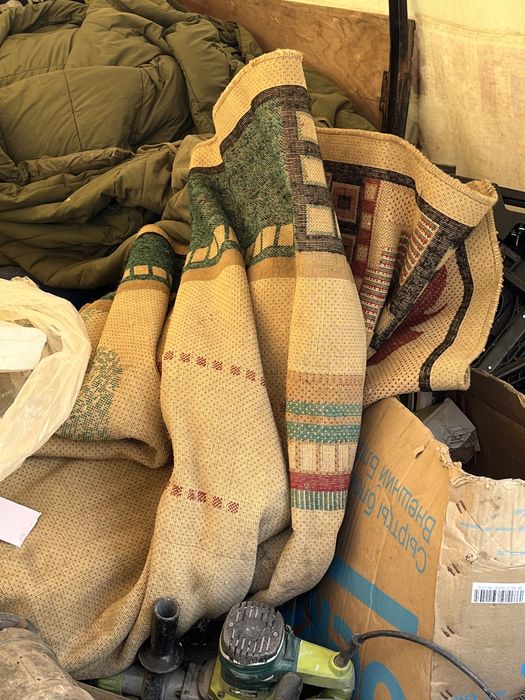 Ковры по 2000 каждая