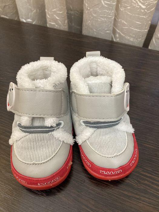 Детская обувь в лтличном состоянии