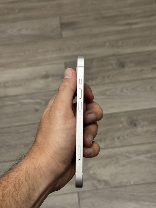 iPhone 14 alb 128gb impecabil neverlocked