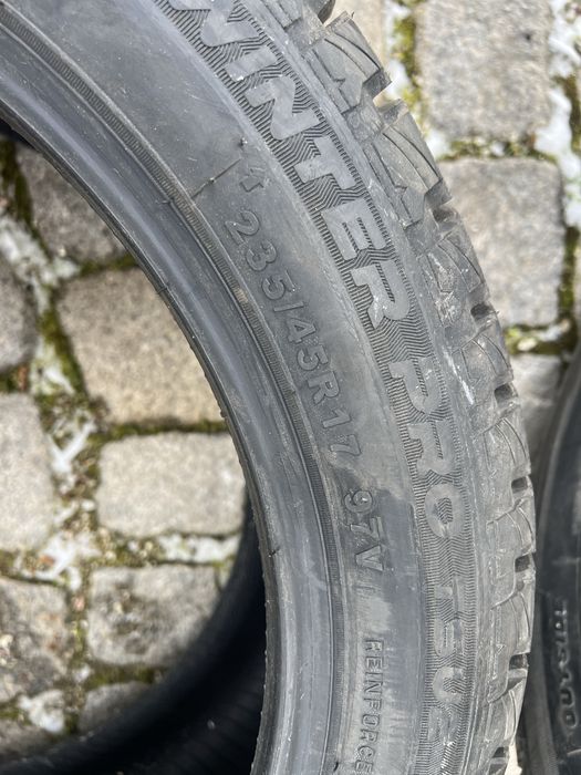 Гуми 235/45/17 TOURADOR дот 24