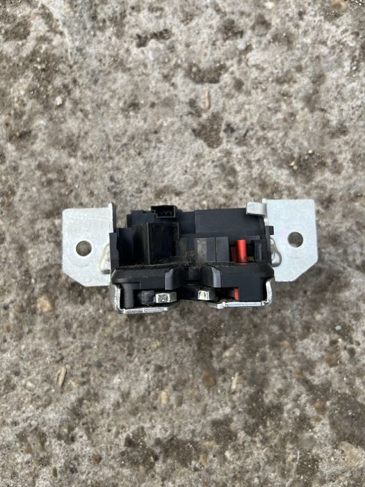 Broasca Haion Mercedes A / B Class W169 / W245 2004-2012 | Incuietoare / Inchizatoare Hayon Portbagaj Spate | A 1697400036 | 1697400035 | 1697400135