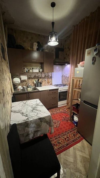 CHILANZAR 19 Kv 2 XONA 1 etaJ SHaroitlar Bor Ortacha RemonT Srochnoo