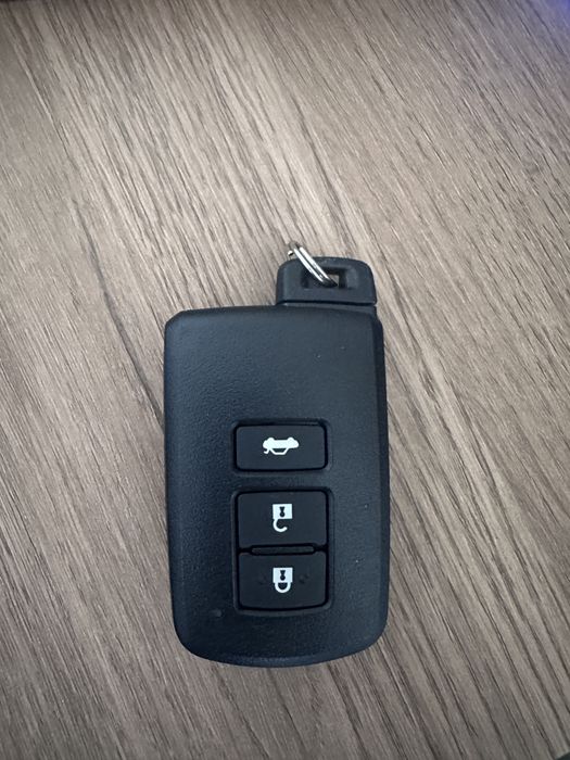 Ключ от Камри 50 новый