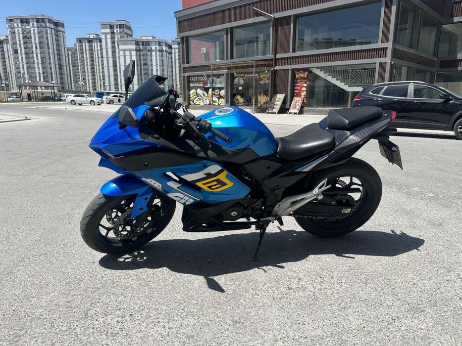 Мотоцикл Kawasaki replica 400 kub