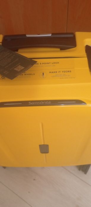 Продам чемодан Samsonite новый