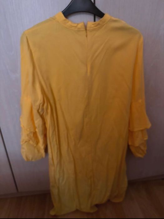 Rochie galbena zara