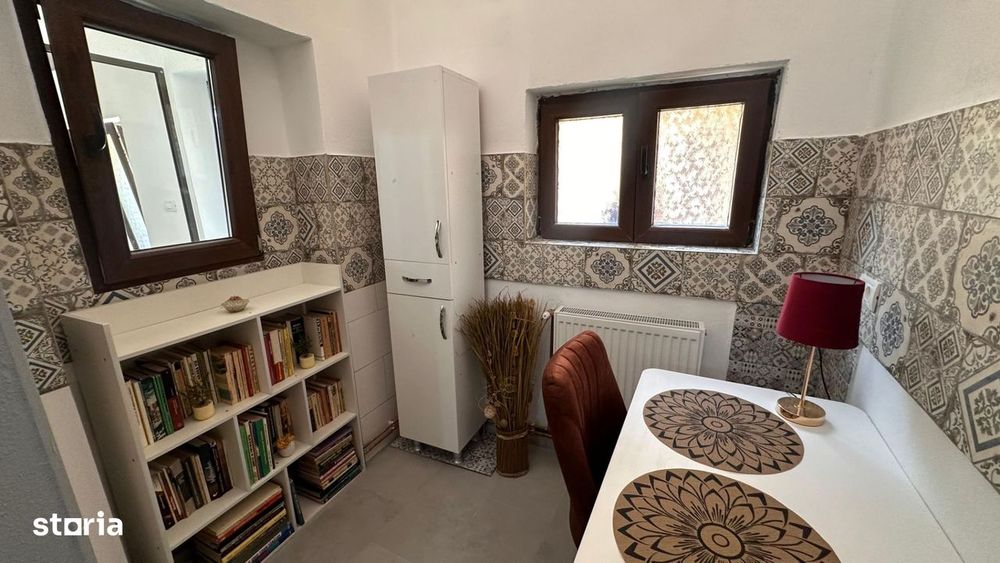 Apartament renovat 50mp zona 9 Mai