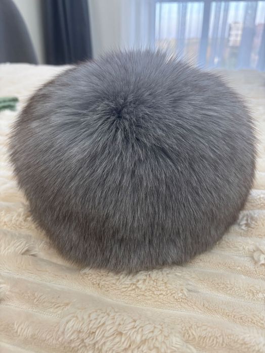 Продам женские шапки