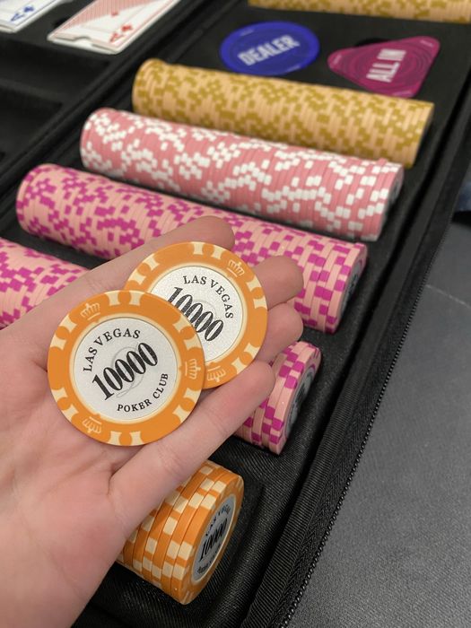 Продам покерный набор