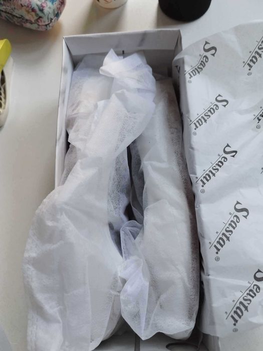 Бели балеринки 39 номер нови