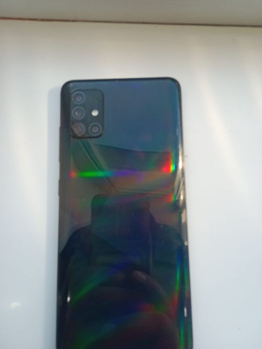 Самсунг а51 телефон 64гиг