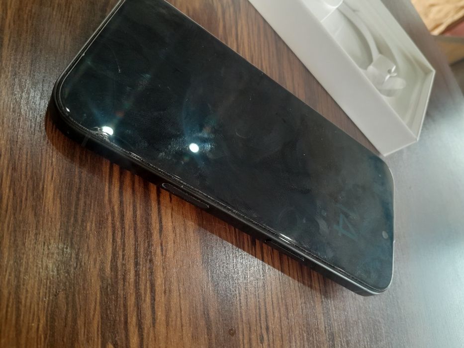 Продам iPhone 16 pro 128gb.