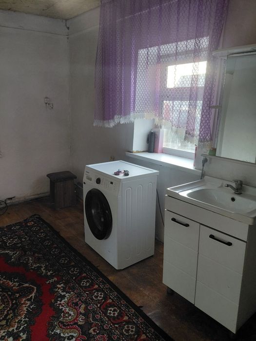 Продам дом на Мурате за магазином саида