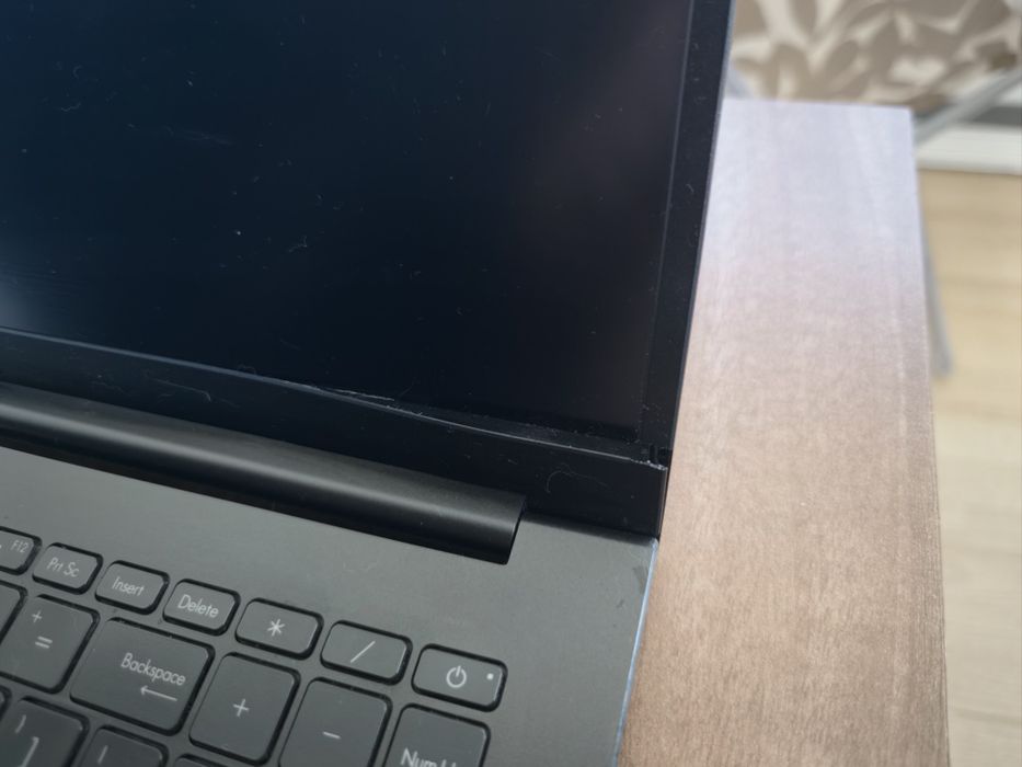Asus Vivobook 15