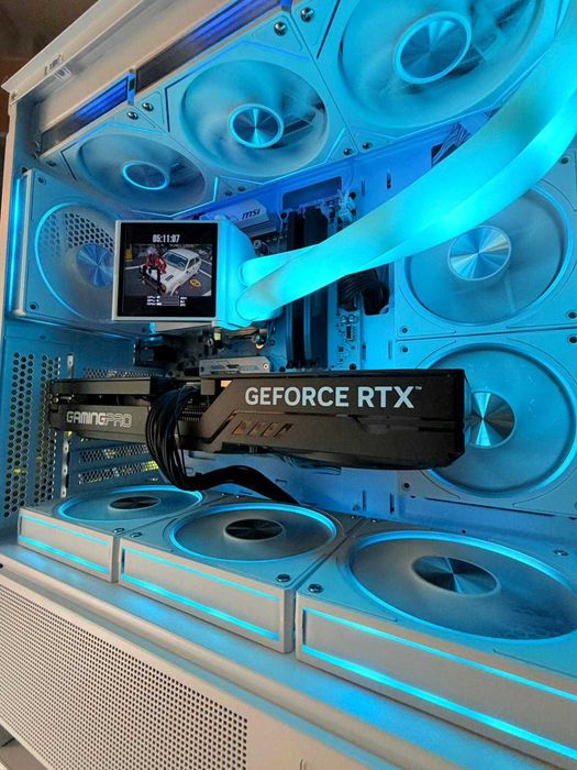 PC Gaming Ryzen 7 9800X3D /RTX 5070ti/32GB, SSD 2TB/ RATE-Garantie TVA