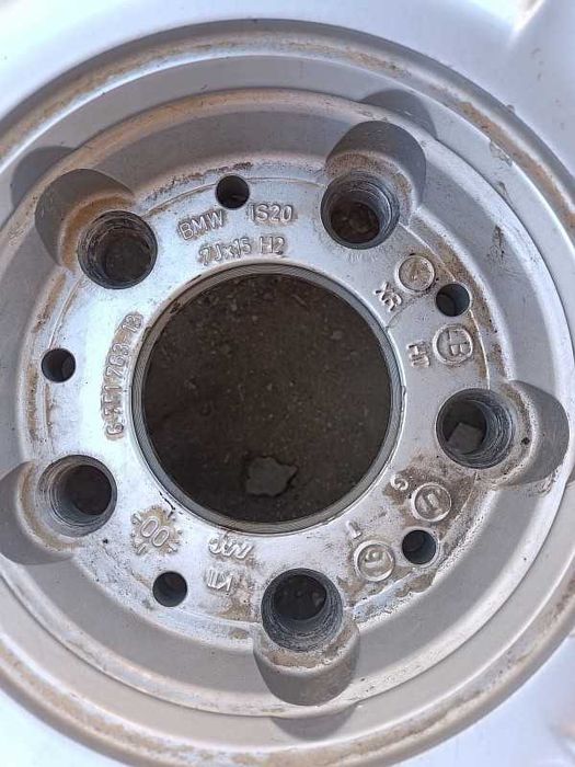 Продам оригинальные легкосплавные диски "83 стиль" на  БМВ 5 е39