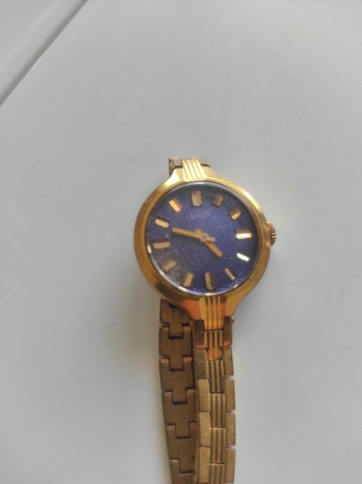 Стари дамски часовници - Луч, Рина