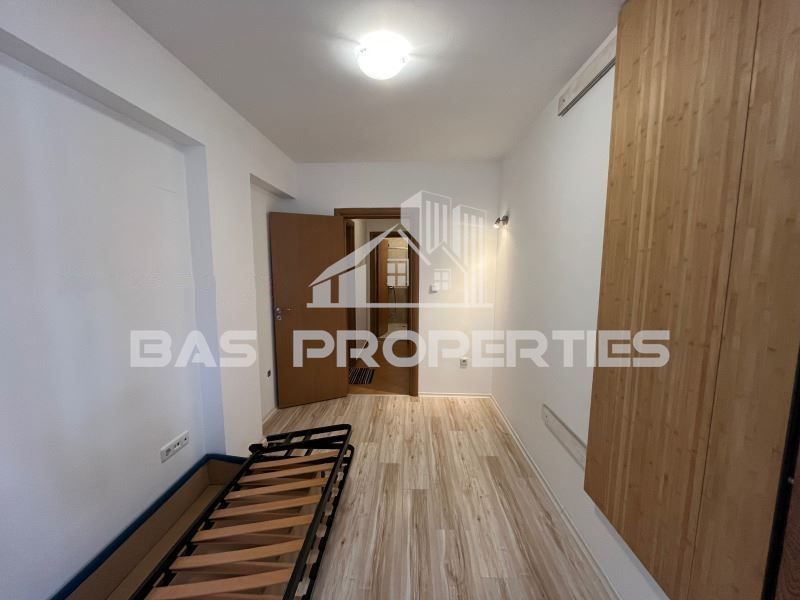 Продава се Тристаен апартамент в София, Център - 62 кв.м за 1933 €/кв.м - Снимка #6