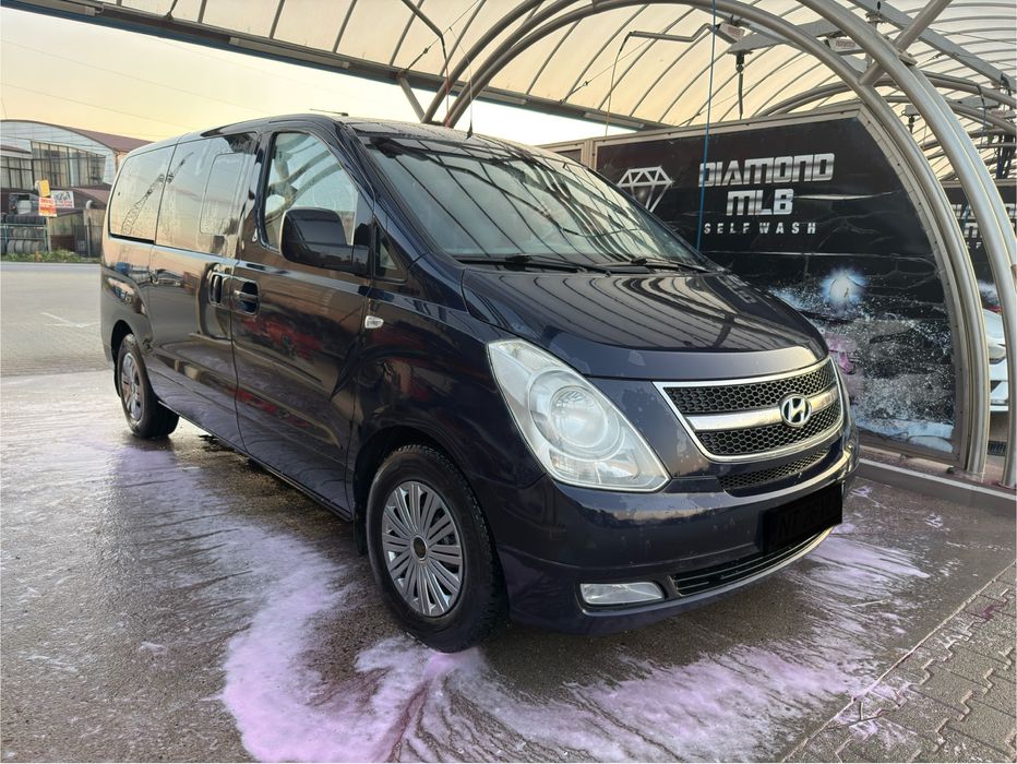 Hyundai h-1  minivan / dubita/ 8 locuri