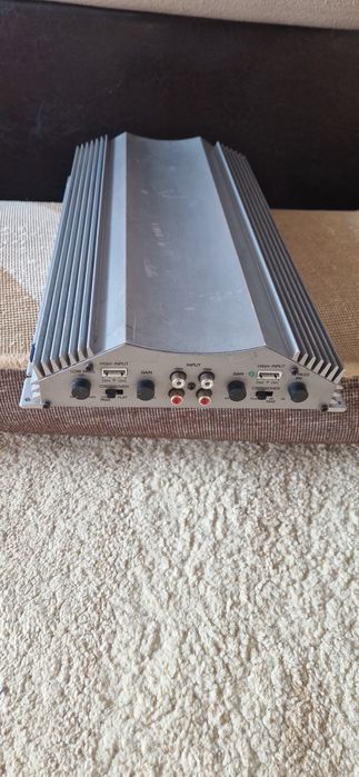 Amplificatoare auto