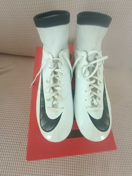 Ghete de fotbal nike mercurial CR7