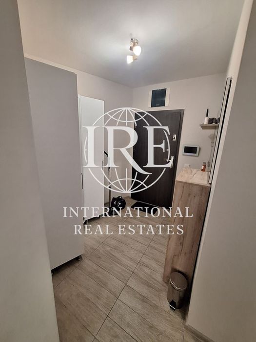 Продава се Тристаен апартамент в Варна, Възраждане 1 - 100 кв.м за 1198 €/кв.м - Снимка #9