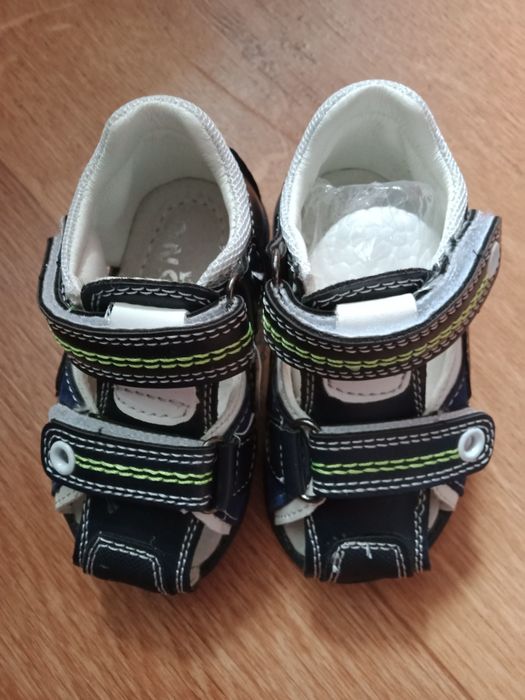 Обувь детская разная