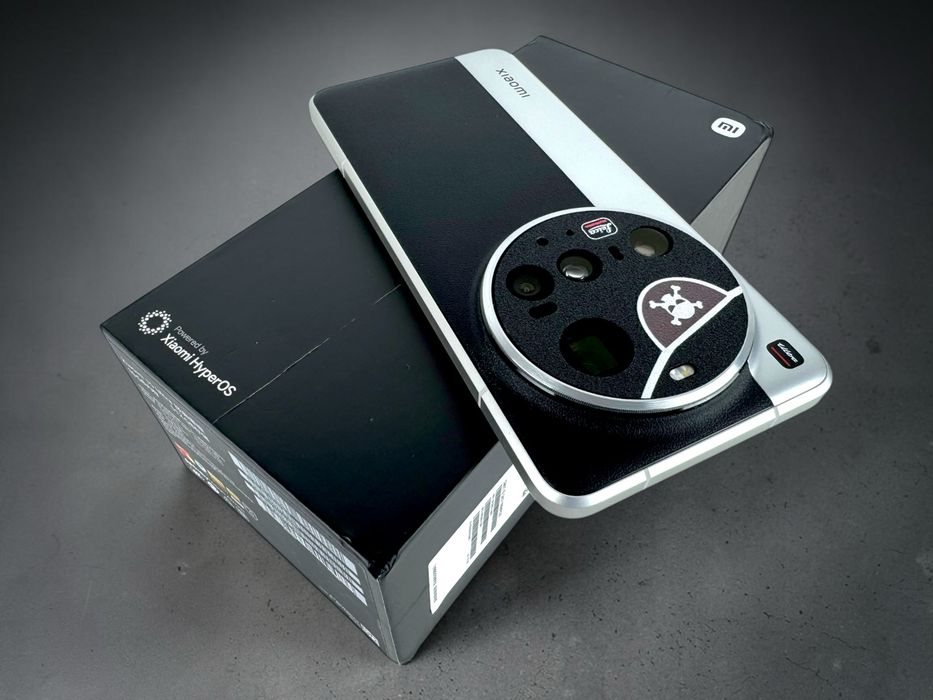 Xiaomi 15 Ultra 5G 512GB 16RAM Silver КАТО НОВ!  Гаранция!