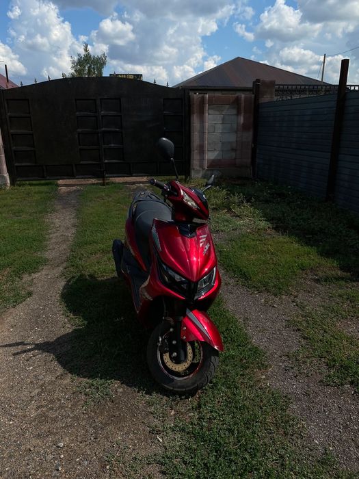 Продам мопед м8 150 куб
