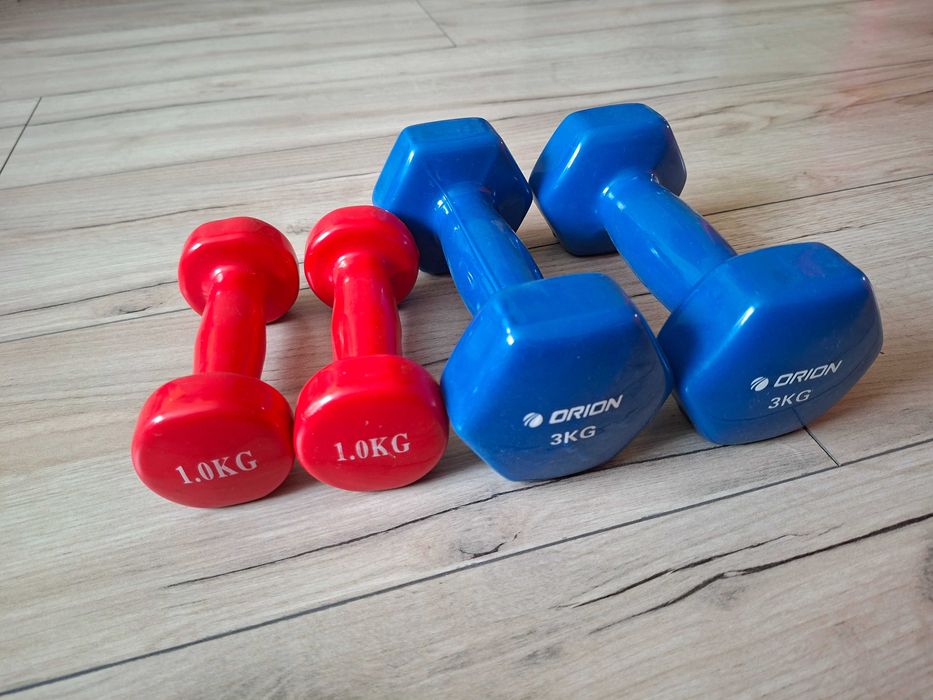 Дъмбели 1кг и 3кг