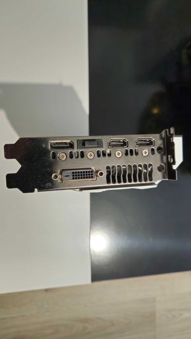 Видео карта ASUS Dual OC 1070 8GB