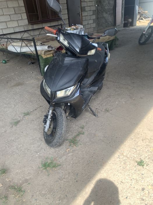 Срочно продам м8