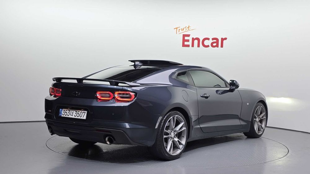 Chevrolet Camaro SS 6.2 V8