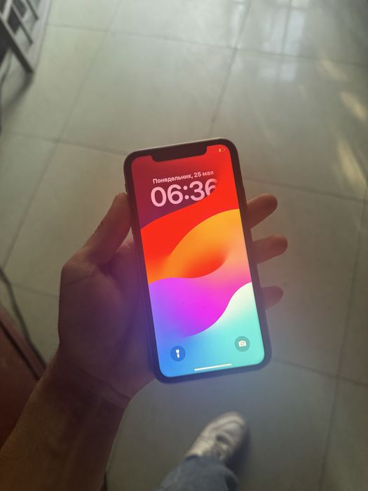 продам айфон 11.64 гб