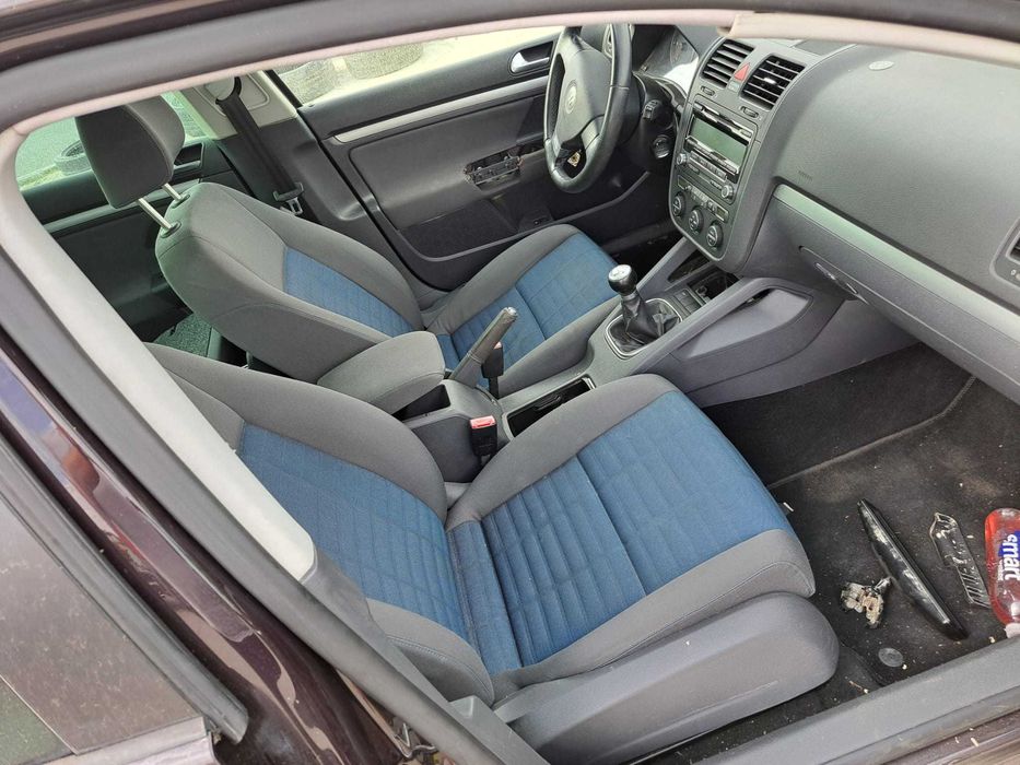 Dezmembrez VW Golf V 1.9 TDI BLS cutie manuala 6 trepte JYJ
