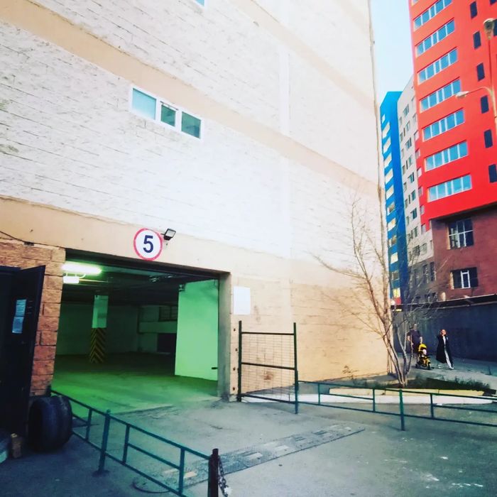 Нежилое помещение для автомобилей