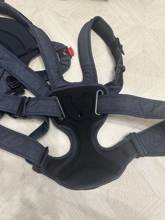 Продам кенгуру Chicco