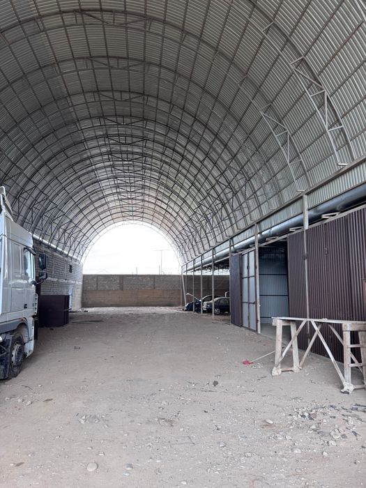 Сдается в аренду крытый ангар.
