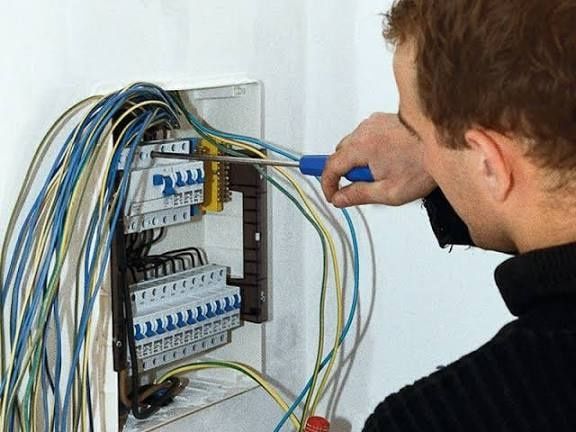 Электрик. Электромантаж