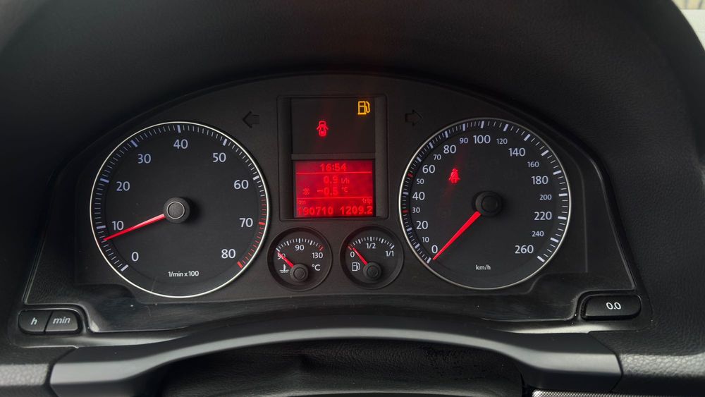 Golf 5, 1.6 MPI benzina