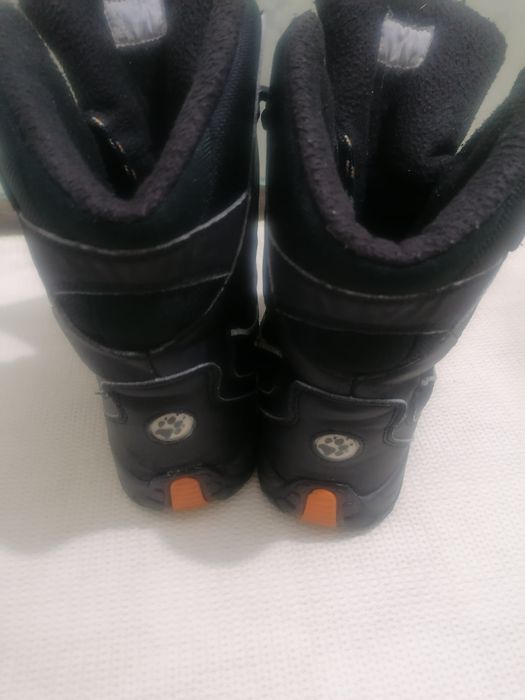 Bocanci pentru drumeții alpine