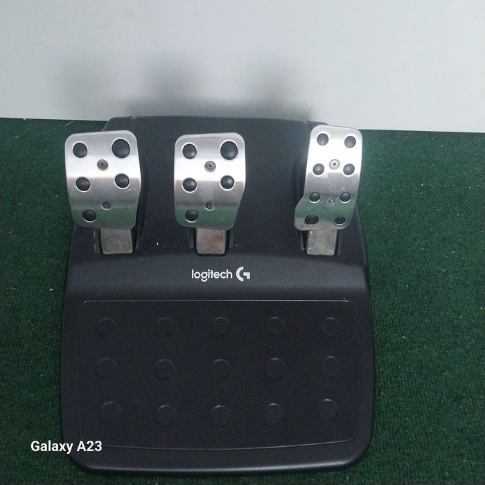 Руль для плейстейшн 5