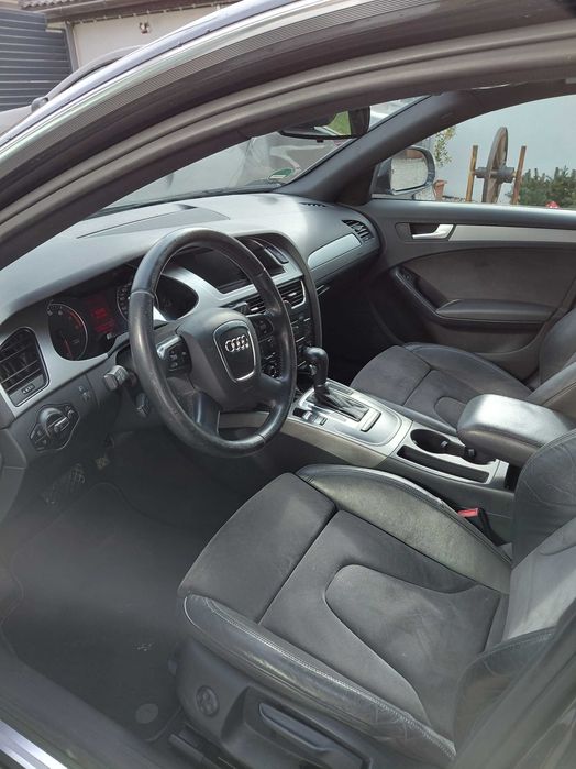 Vand Audi a4 b8 benzina automata