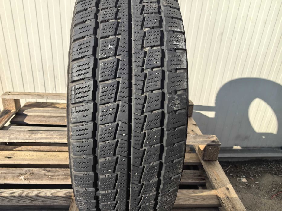 235/65/16 С Ханкук ДОТ 2014 г - Само 1 брой гума