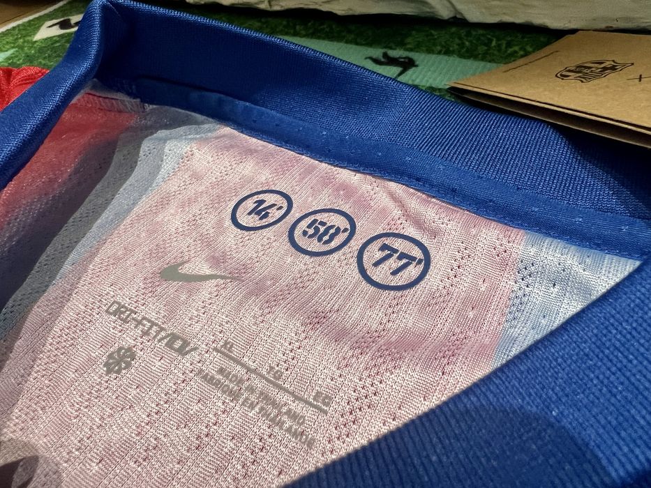 Футболна тениска Барселона за предстоящото ел класико - налична