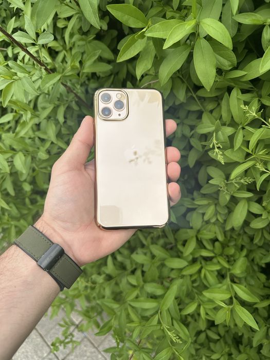 Продам телефон айфон 11 Pro 64