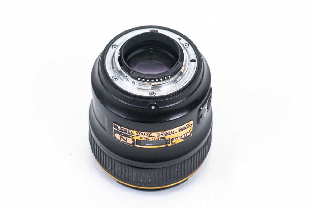 Nikon AF-S 35mm f1.4G NanoCrystal